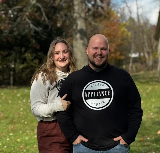 Chris and Rosi Zook — Kidron Appliance Repair